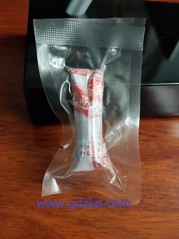 真空包裝，真空無氧包裝，真空密封包裝,東莞銘鑫包裝材料制品廠  www.zhanyewang66.com